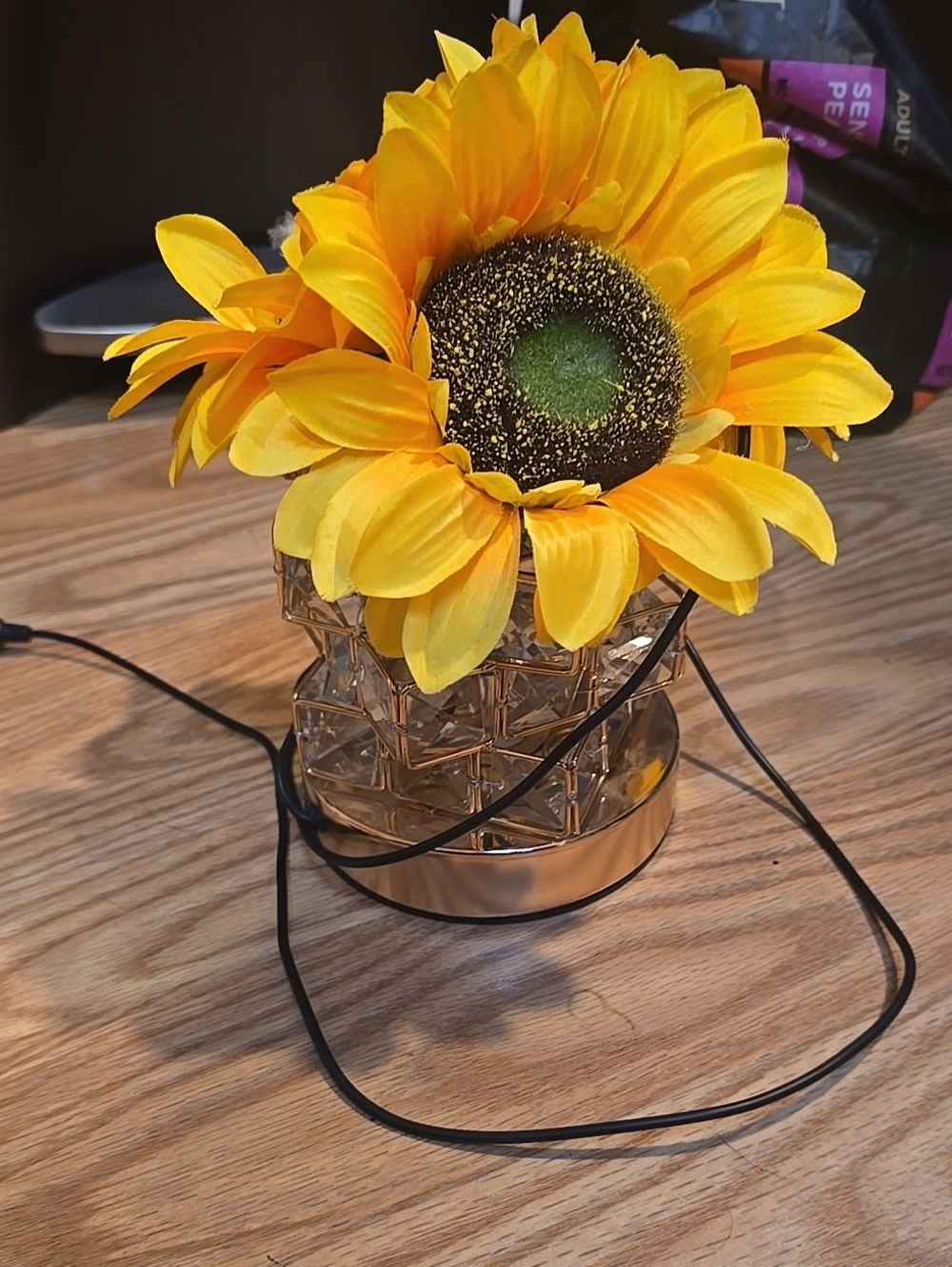 Yellow Sunflower Lights Up Usb Like New